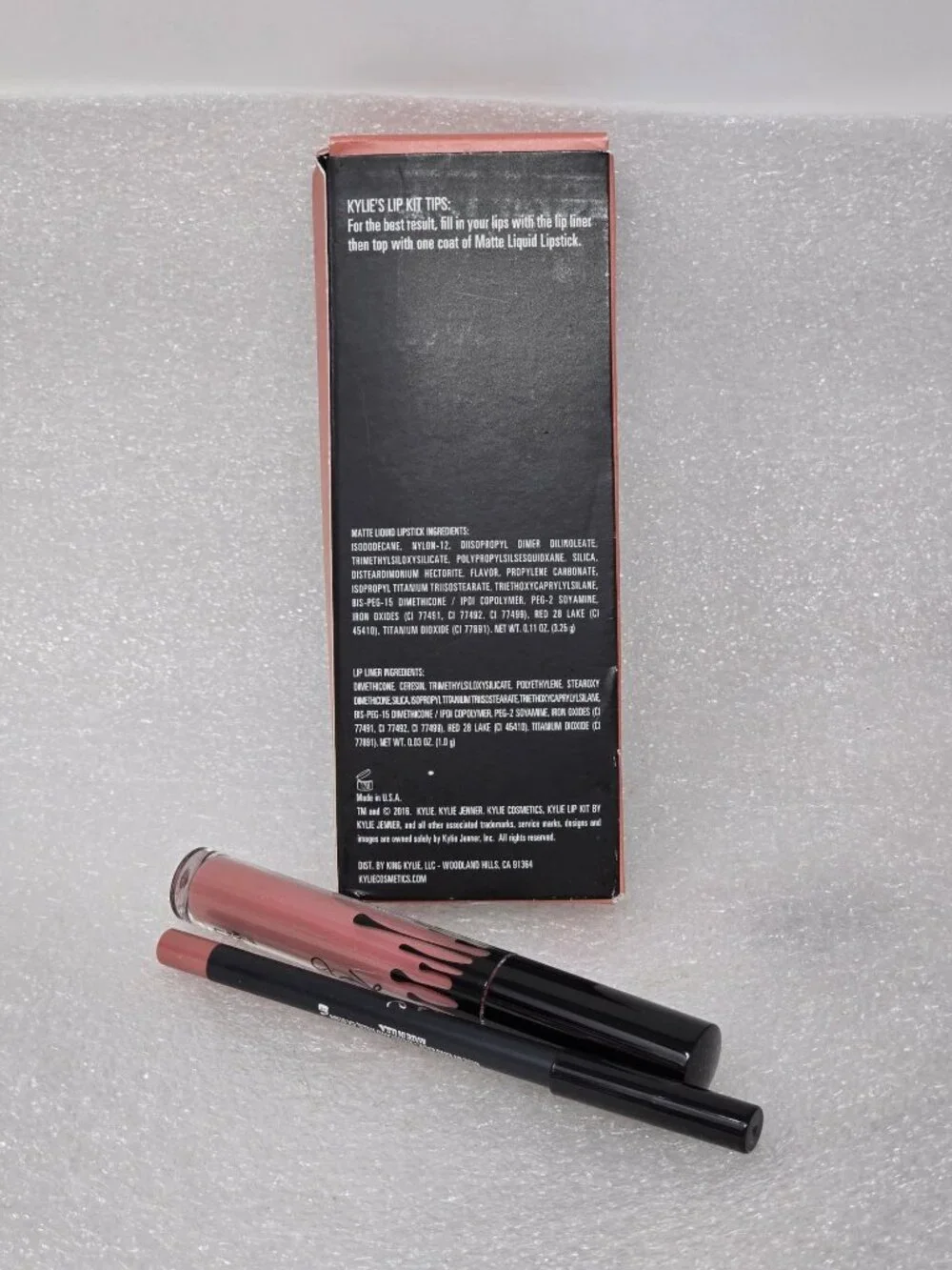 Kylie Jenner Matte Liquid Lipstick & Lip Liner Kit Kylie